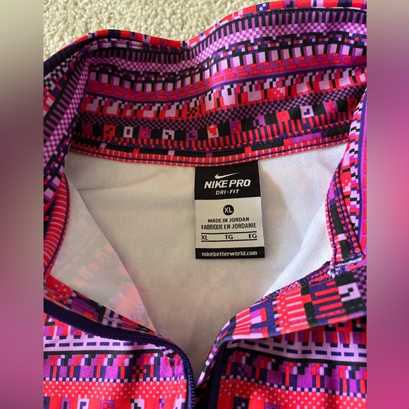 Nike Pro Dri-Fit XL Aztec 1/4 Zip - Picture 4 of 7